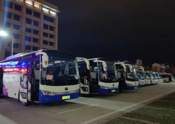 24万浏览量!牛!《江西长运74台大巴载着3800名“白衣天使”连夜驰援南昌》