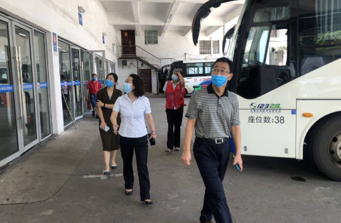 穆孙祥督导都市城际公交青山客运分公司 文明创建、疫情防控及安全生产工作