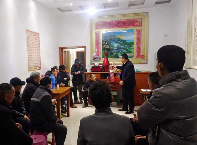 马鞍山长客:含山长运召开驾驶员安全机务教育例会