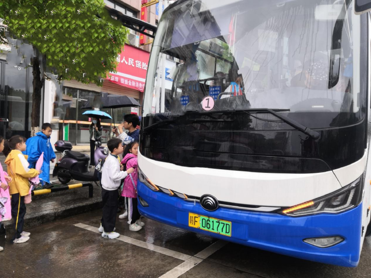 抚州长运:广昌分公司积极拓展研学包车业务