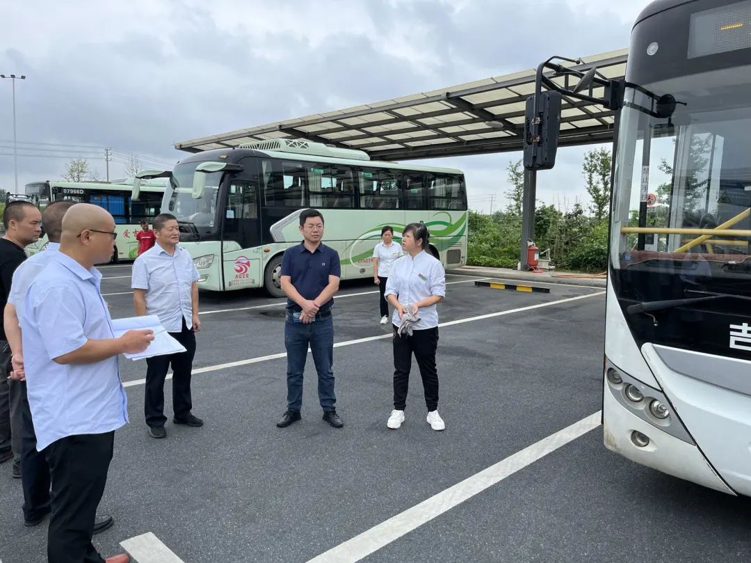 吉安公司:公司领导深入基层督导机务管理工作