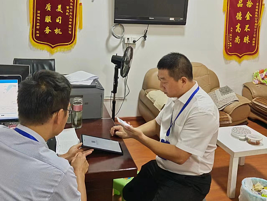 景德镇长运:昌江公交持续加强驾驶员安全日教育工作