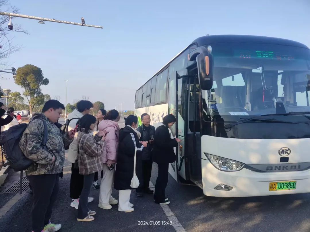 都市城际公交:共青至滕王阁景区直通车开通啦!