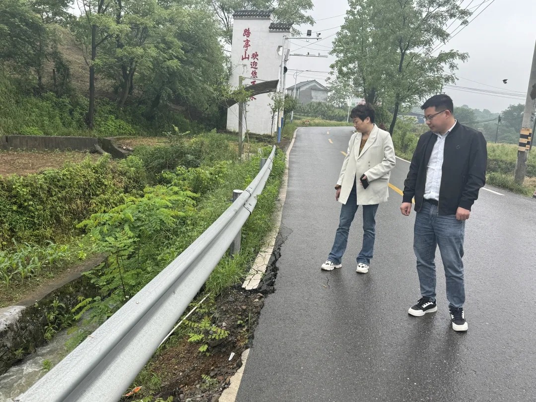 上饶汽运:安全 服务两手抓