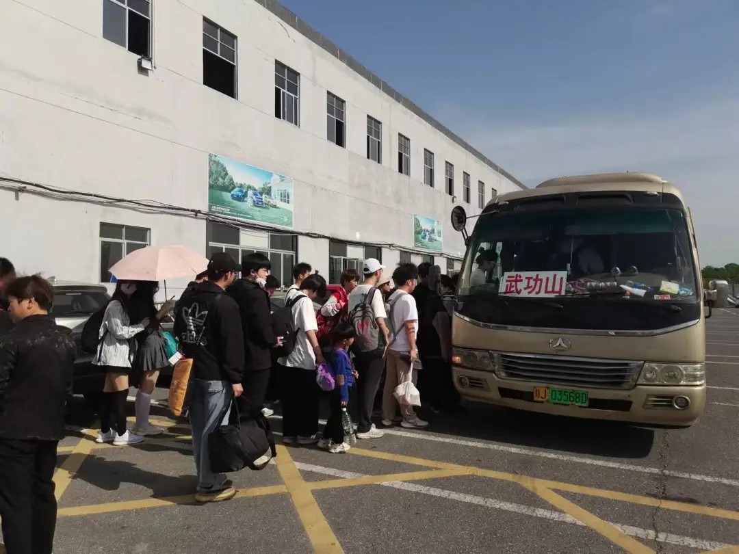 萍乡长运:武功山旅游专线 用心蹚出发展新路子