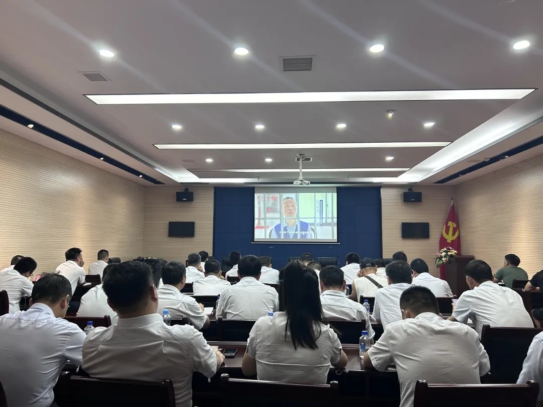 都市城际公交、大通物流:开展安全知识培训