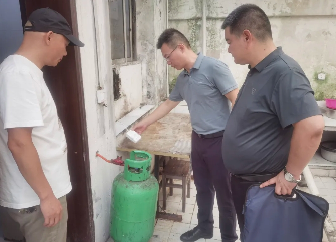 萍乡长运:开展高温天气消防安全检查
