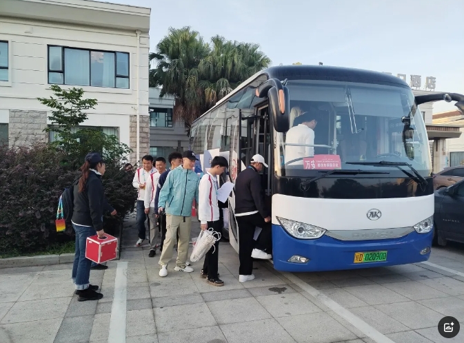 吉安公司:万安长运圆满完成龙舟赛运输保障工作