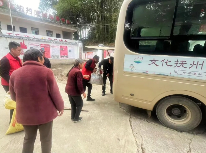 抚州长运:广昌至驿前城乡公交延伸至麻坑村 破解村民“出行难”