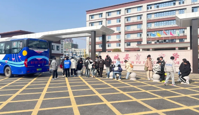 抚州长运:南城分公司圆满完成育人学校学生专业考试运输任务