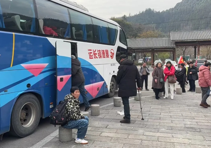 景德镇长运:圆满完成2025迎新年民俗活动运输保障任务