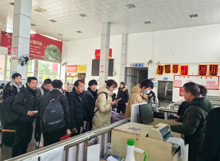 抚州长运:广昌分公司多措并举 积极应对返程客流高峰