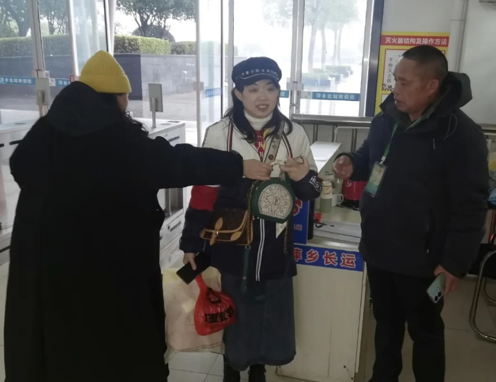 萍乡长运:旅客遗失贵重物品 车站倾力寻回